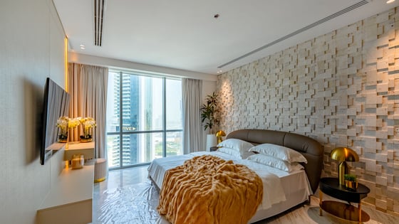 Serene Skyline | 3BR Luxury Oasis Fully Furnished, picture 11