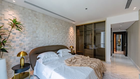 Serene Skyline | 3BR Luxury Oasis Fully Furnished, picture 12