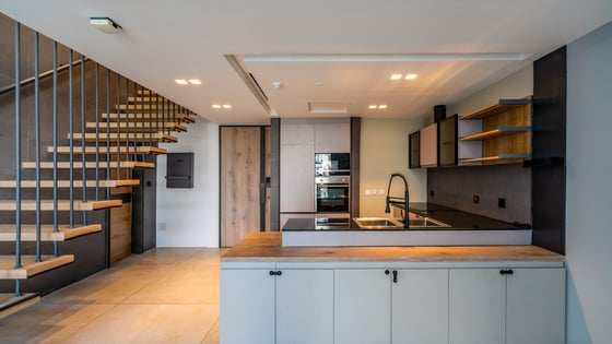 Spacious 2-Bedroom Duplex Apartment | The Terraces, picture 6