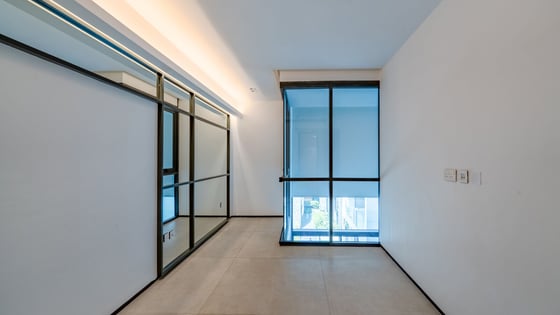 Spacious 2-Bedroom Duplex Apartment | The Terraces, picture 13