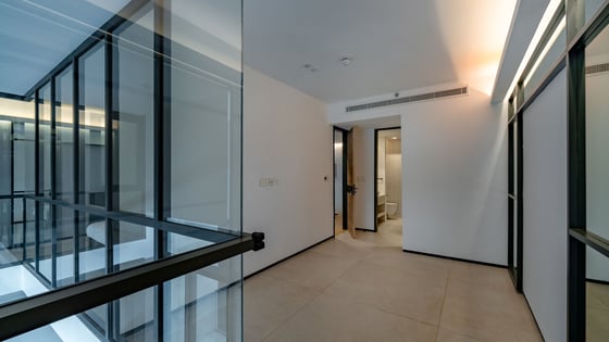 Spacious 2-Bedroom Duplex Apartment | The Terraces, picture 14