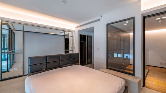 Spacious 2-Bedroom Duplex Apartment | The Terraces, picture 11