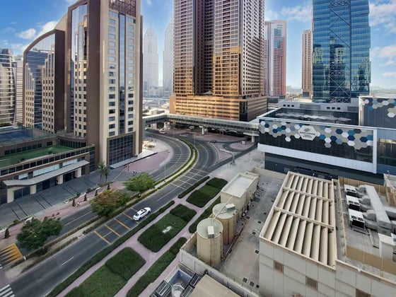 Upcoming Large Studio | Next to Metro | Balcony, picture 7