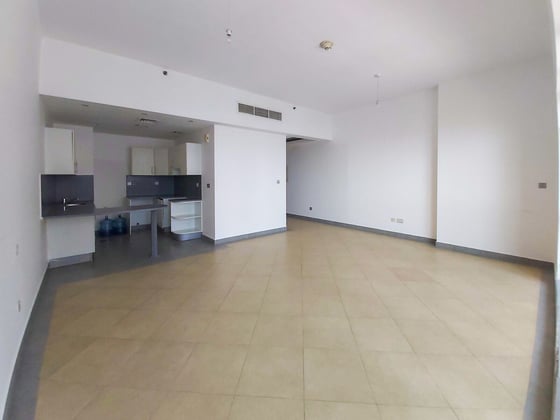 Upcoming Large Studio | Next to Metro | Balcony, picture 3