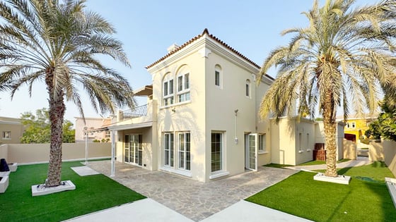 Great Condition Family Villa | Vacant | Landscaped, picture 12