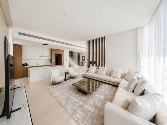 On Main Lagoon | Brand New | Open To Offers, picture 2