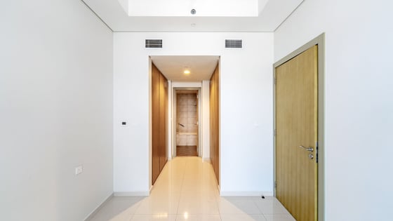 Skyline Luxury | Fully Furnished | Community Views, picture 10