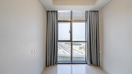 Skyline Luxury | Fully Furnished | Community Views, picture 9