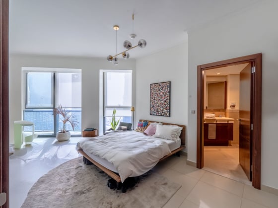 Elegant Contemporary Apartment in Downtown Dubai, picture 8