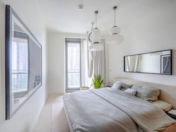 Elegant Contemporary Apartment in Downtown Dubai, picture 11