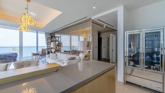 Furnished 2BR | Sea and Burj Al Arab View | Prime, picture 4