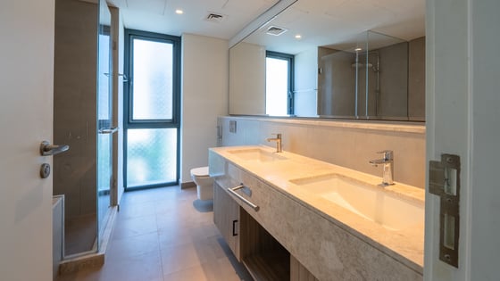 Golf course View | Single row | Vacant | Rooftop, picture 17