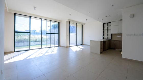 Golf course View | Single row | Vacant | Rooftop, picture 6