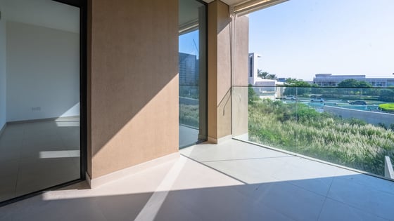 Golf course View | Single row | Vacant | Rooftop, picture 10