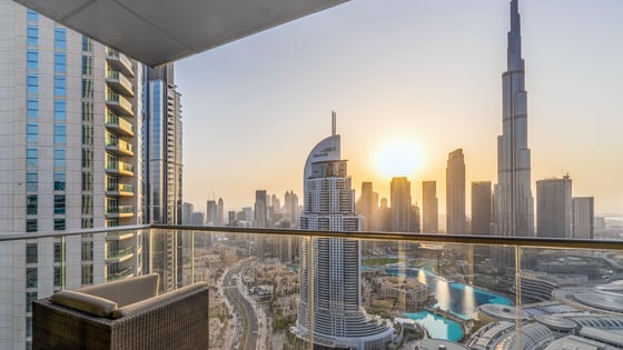 Skyline Serenity | Luxurious Living | 3-Bedroom Apartment, picture 19