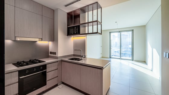 Skyline Serenity | Fully Furnished | Luxury Living, picture 2