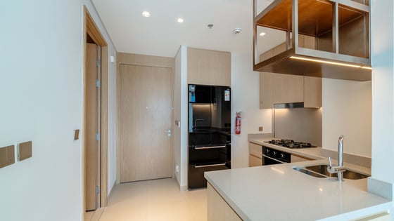 Skyline Serenity | Fully Furnished | Luxury Living, picture 5