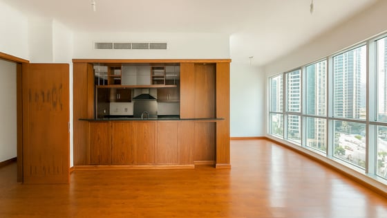 Skyline Sanctuary | Luxurious 3-Bedroom Apartment | Exceptional Amenities, picture 3