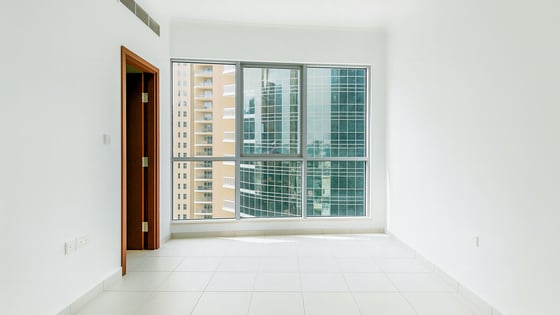 Skyline Sanctuary | Luxurious 3-Bedroom Apartment | Exceptional Amenities, picture 11