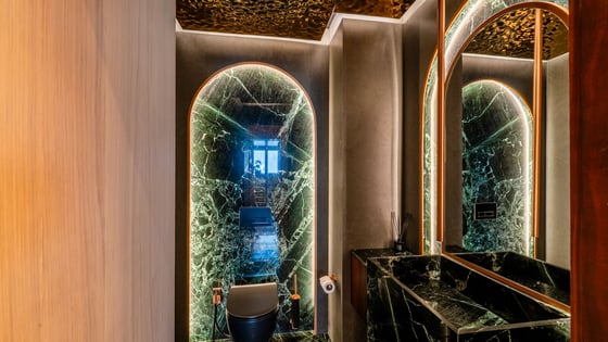 High-End Apartment on the Dubai Water Canal, picture 21