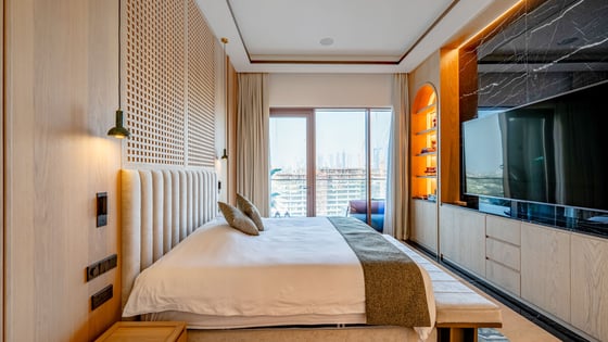 High-End Apartment on the Dubai Water Canal, picture 12