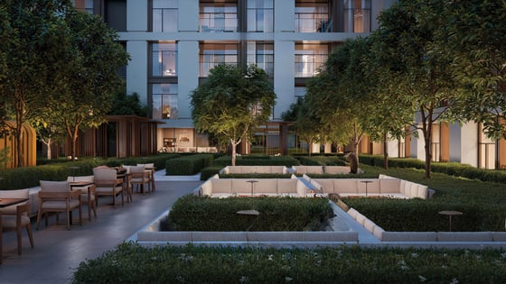 Skyline Serenity | Modern Apartment | Prime Location, picture 10