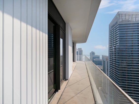 1 Level Below Penthouse, Marina and Full Palm View, picture 16