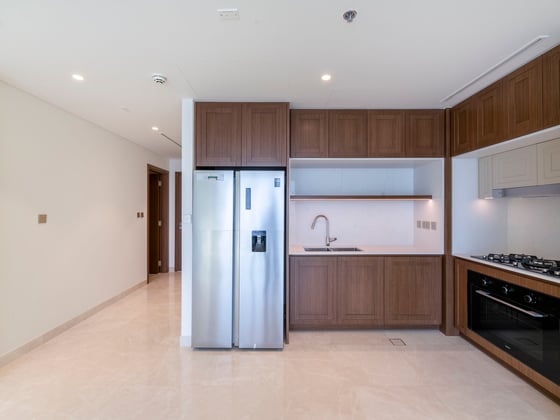 1 Level Below Penthouse, Marina and Full Palm View, picture 4