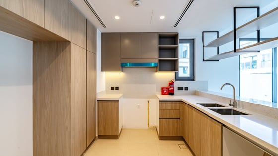Brand New Contemporary Villa in Tilal Al Ghaf, picture 7