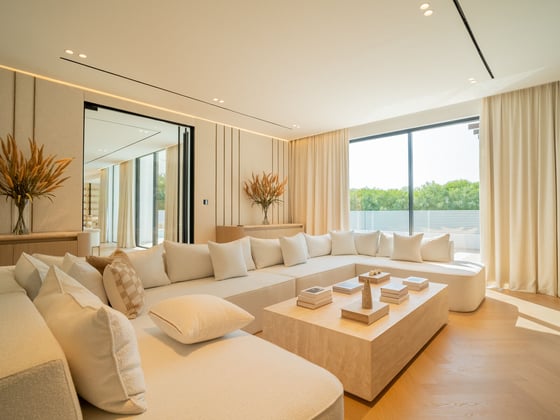 Skyline Oasis | 4BR Luxury Villa | Jumeirah Golf, picture 4
