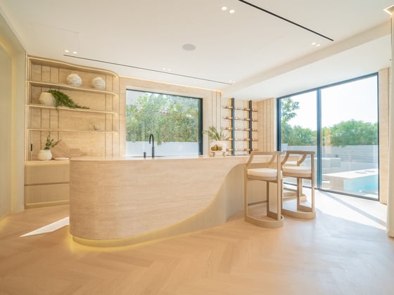 Skyline Oasis | 4BR Luxury Villa | Jumeirah Golf, picture 5