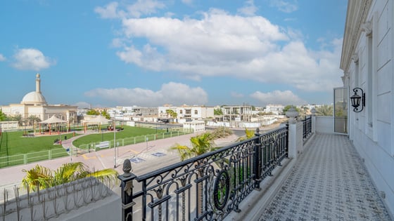 Palatial Furnished Villa in Al Mizhar 2 (GCC), picture 35