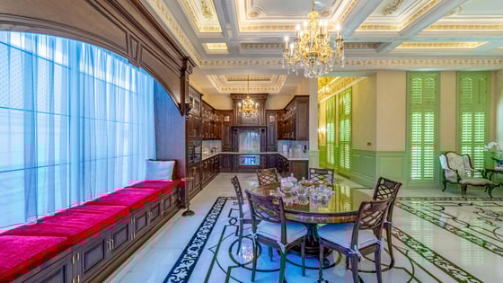 Palatial Furnished Villa in Al Mizhar 2 (GCC), picture 13