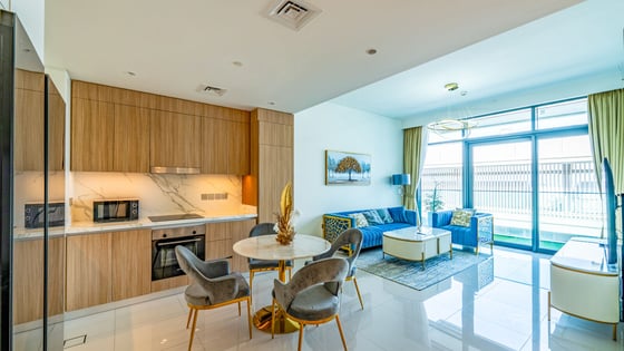 Skyline Elegance | Water Views | Emaar Beachfront, picture 2