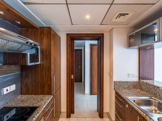 High-Floor | Stunning Marina and Partial Sea View, picture 8