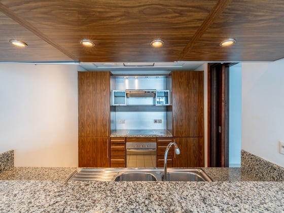 High-Floor | Stunning Marina and Partial Sea View, picture 9