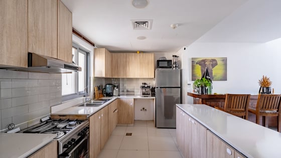 3BR Stacked Townhouse | The Pulse | Dubai South, picture 5