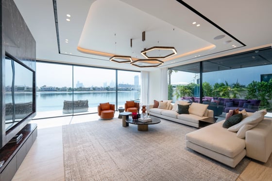 Exclusive Beachfront Villa on the Palm Jumeirah, picture 2