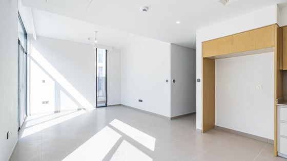 Exclusive Unit | Rented | Near Park & Clubhouse, picture 8