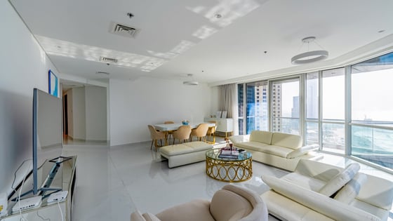 Upgraded Luxury | Sea & Ain Dubai Panoramic Views, picture 3