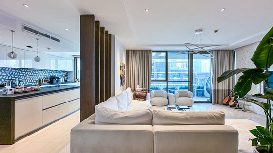 Fully Upgraded | Burj Views | Vacant soon, picture 3