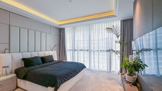 Fully Upgraded | Burj Views | Vacant soon, picture 13