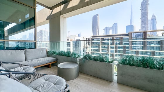 Fully Upgraded | Burj Views | Vacant soon, picture 18