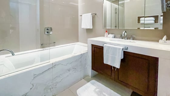 High Floor | Incredible Views | Vacant, picture 9