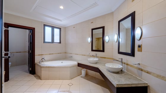 Tranquil Beachfront Luxury on the Palm Jumeirah, picture 15