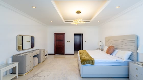 Tranquil Beachfront Luxury on the Palm Jumeirah, picture 11