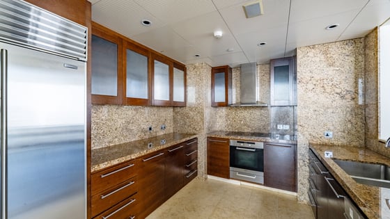 Burj Khalifa 2BR + Maid | Fountain & City Views, picture 9