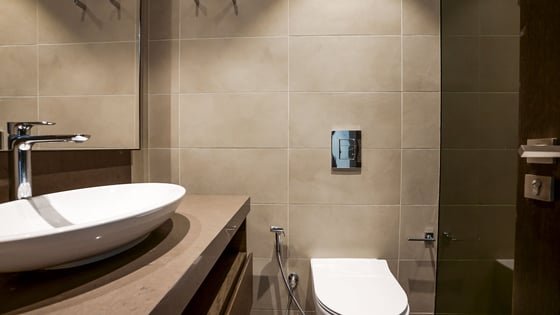 VACANT Premium 2BR | High Floor | 2 Parking Bays, picture 11