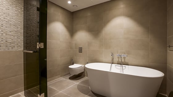 VACANT Premium 2BR | High Floor | 2 Parking Bays, picture 13