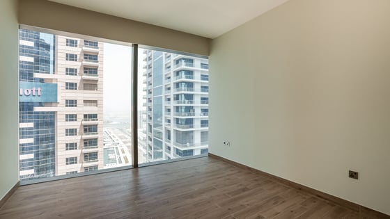 VACANT Premium 2BR | High Floor | 2 Parking Bays, picture 8